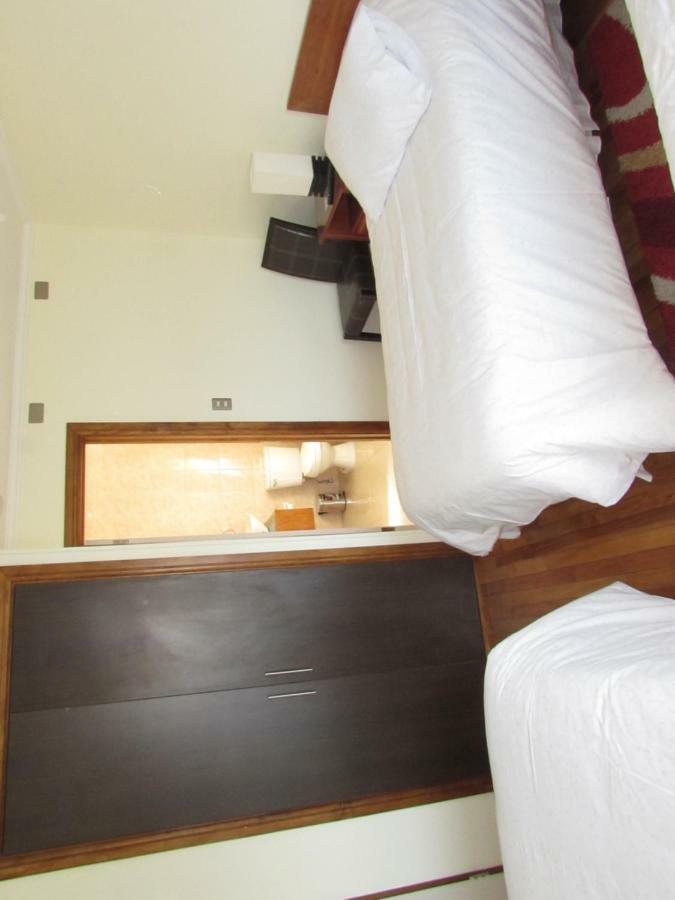 Hostal Buena Estancia 蓬塔阿雷纳斯 外观 照片