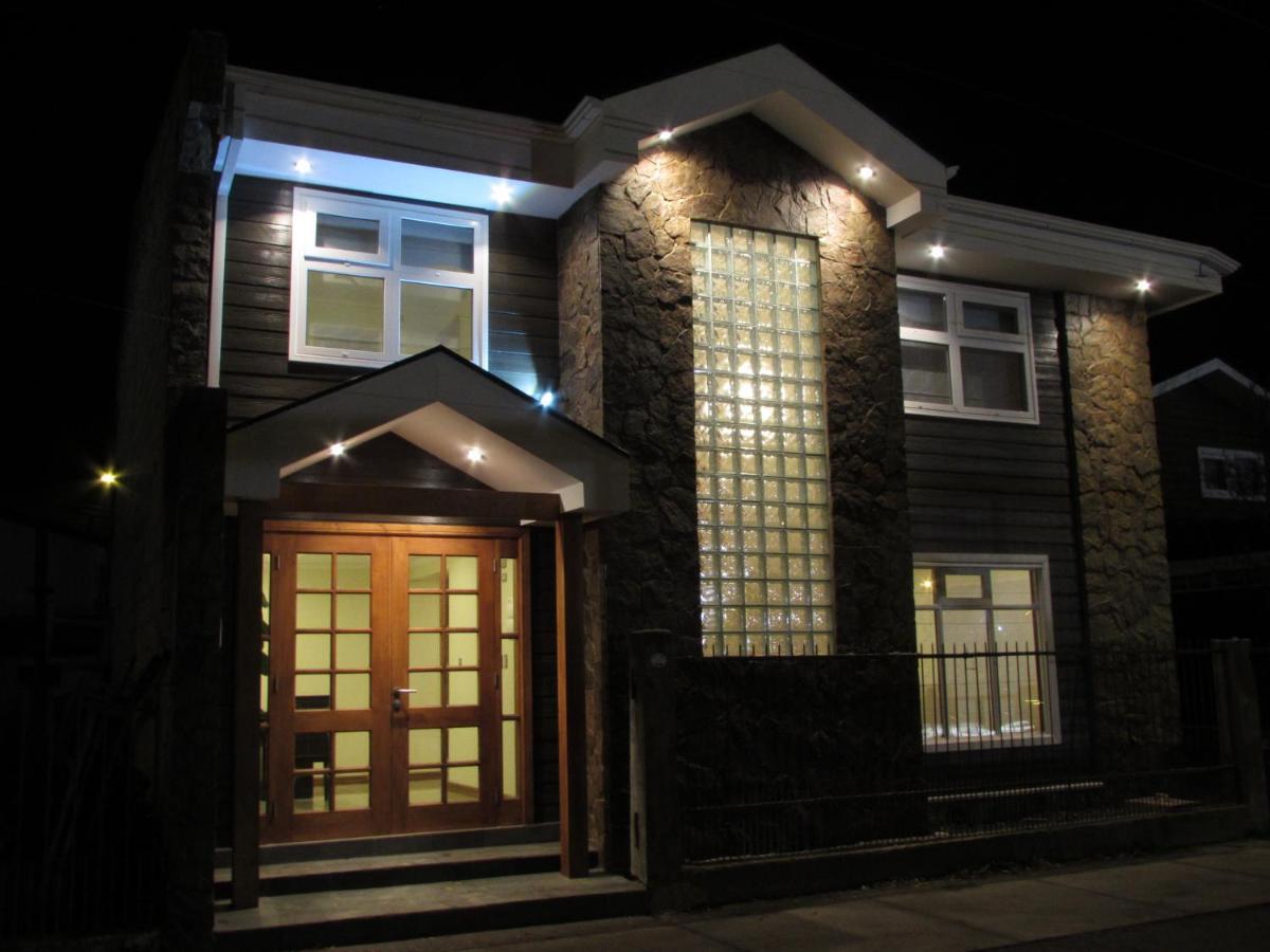 Hostal Buena Estancia 蓬塔阿雷纳斯 外观 照片